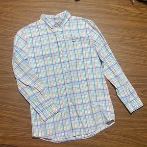 Boys M vineyard Vines button up . Excellent condition